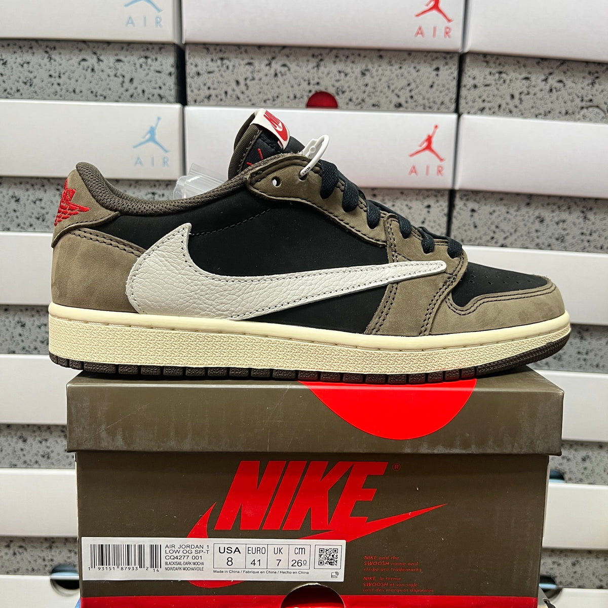 J1 Traviss Olive